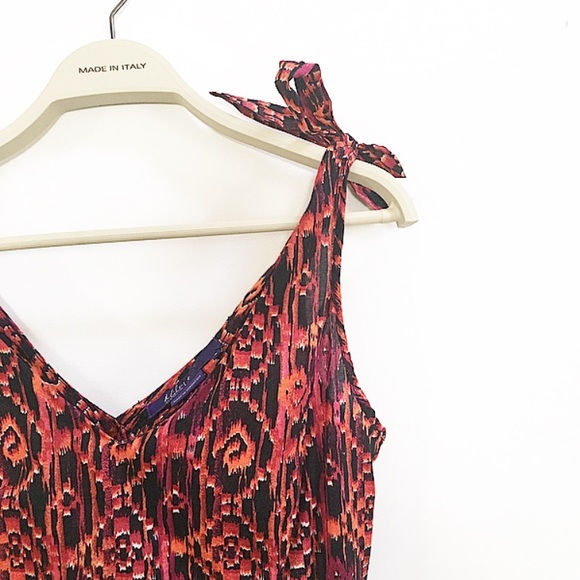 ⭐️Miley Cyrus Romper ⭐️ - Picture 2 of 3